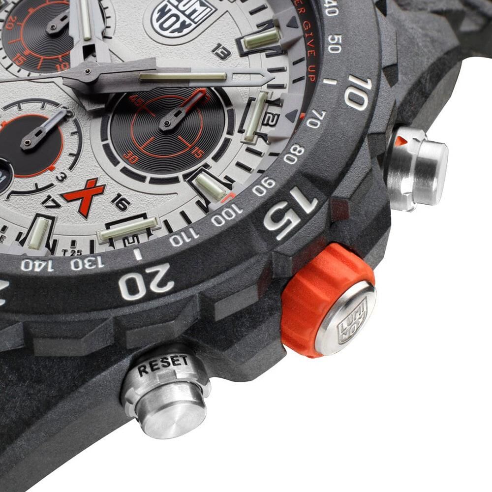 XB.3748 BEAR GRYLLS SURVIVAL MASTER 3740 (İsviçre Üretimi Ronda 5030.D Mekanizmalı) Erkek Kol Saati